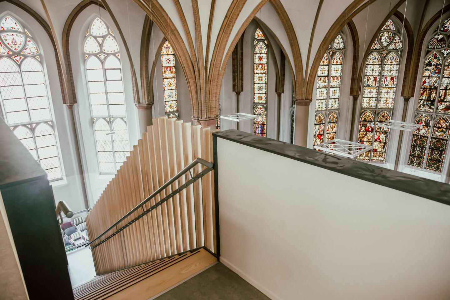 Trap in Heilig Hartkerk